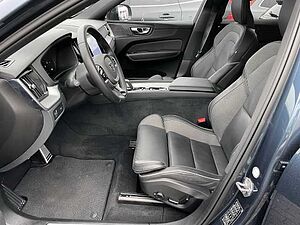 Volvo  R Design AWD B4 Diesel EU6d Allrad StandHZG AHK Navi digitales Cockpit Memory Si